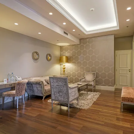 Prestige Hotel
