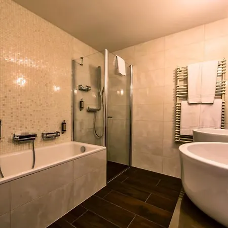 Hotel Prestige 4*