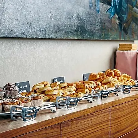 Prestige Hotel 4*