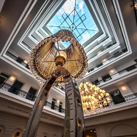 Hotel Prestige