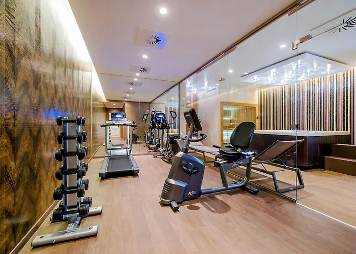 Prestige Отель 4*