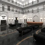 Prestige Hotell 4*