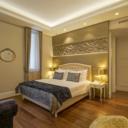Prestige Hotel