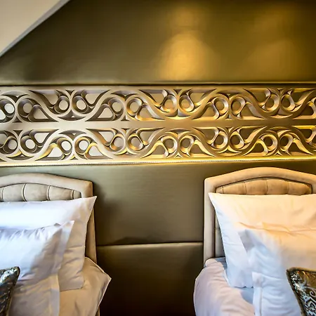 Prestige Hotel